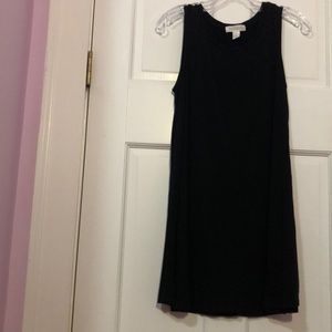Black flowy sleeveless dress